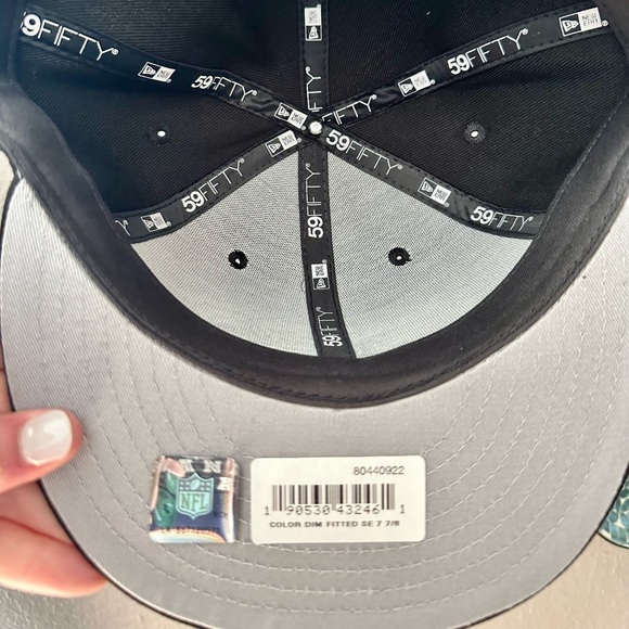 *NWT* NFL 50 Fifty fitted color dim Seahawks hat. Size 7 7/8. - Picture 2 of 3